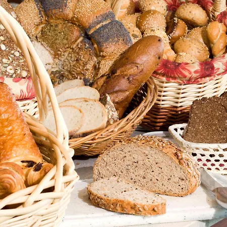 מלון Mercure Hardtberg 4*