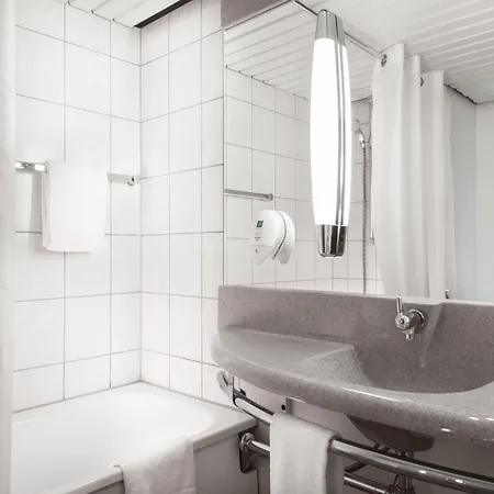 מלון Mercure Hardtberg