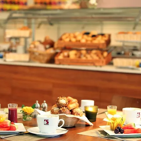 ميركيور هاردتبرغ 4* بون