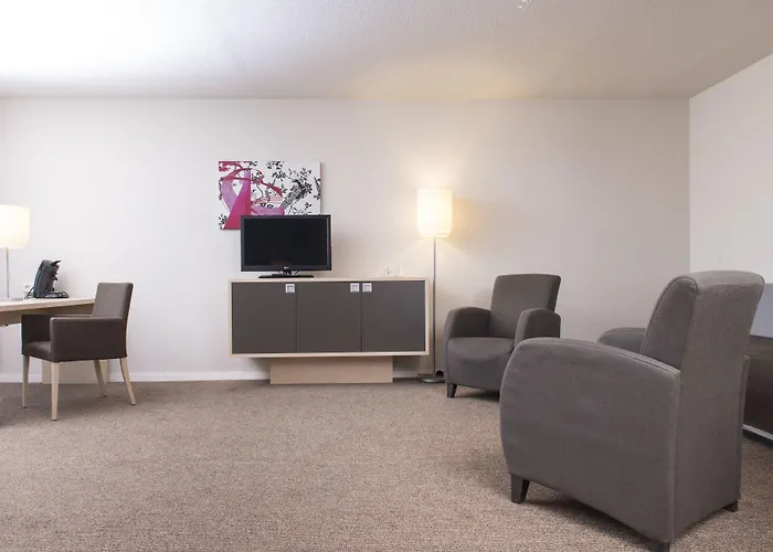 Hotel Mercure Hardtberg 4*