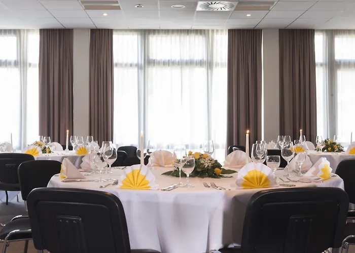 Hotel Mercure Hardtberg 4*